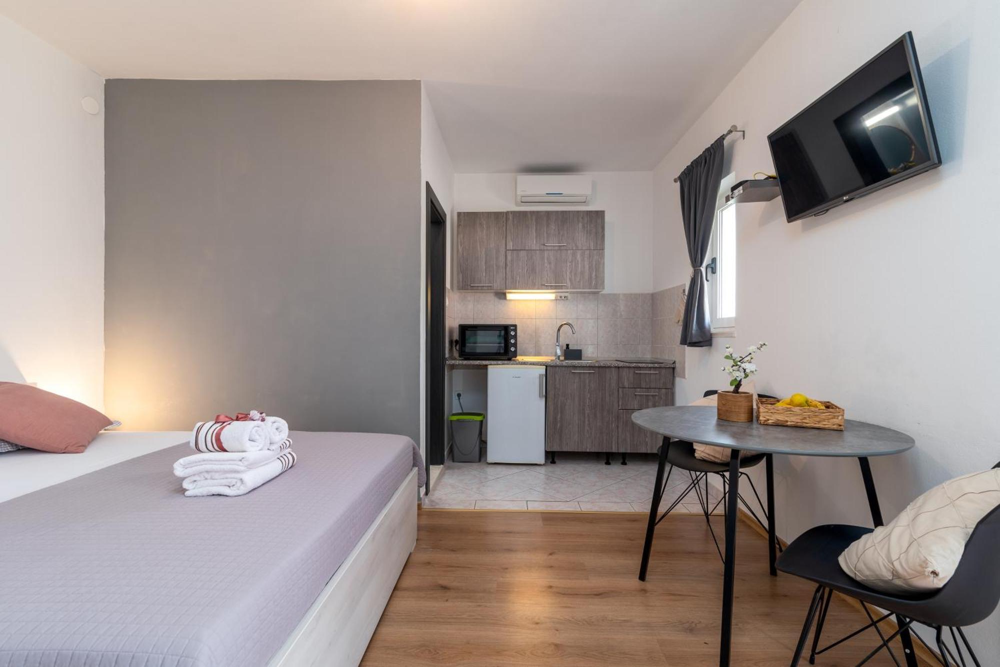 Studio Apartment Coce Trogir Extérieur photo