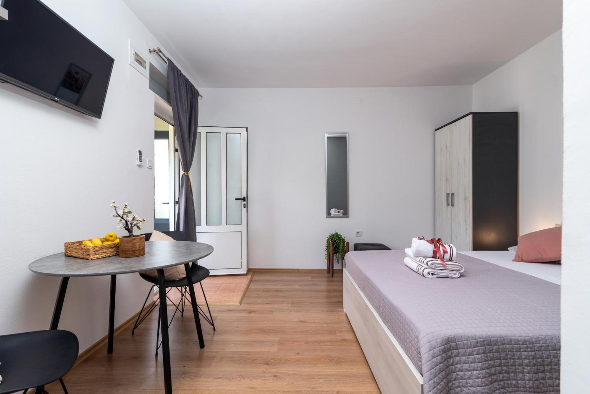 Studio Apartment Coce Trogir Extérieur photo