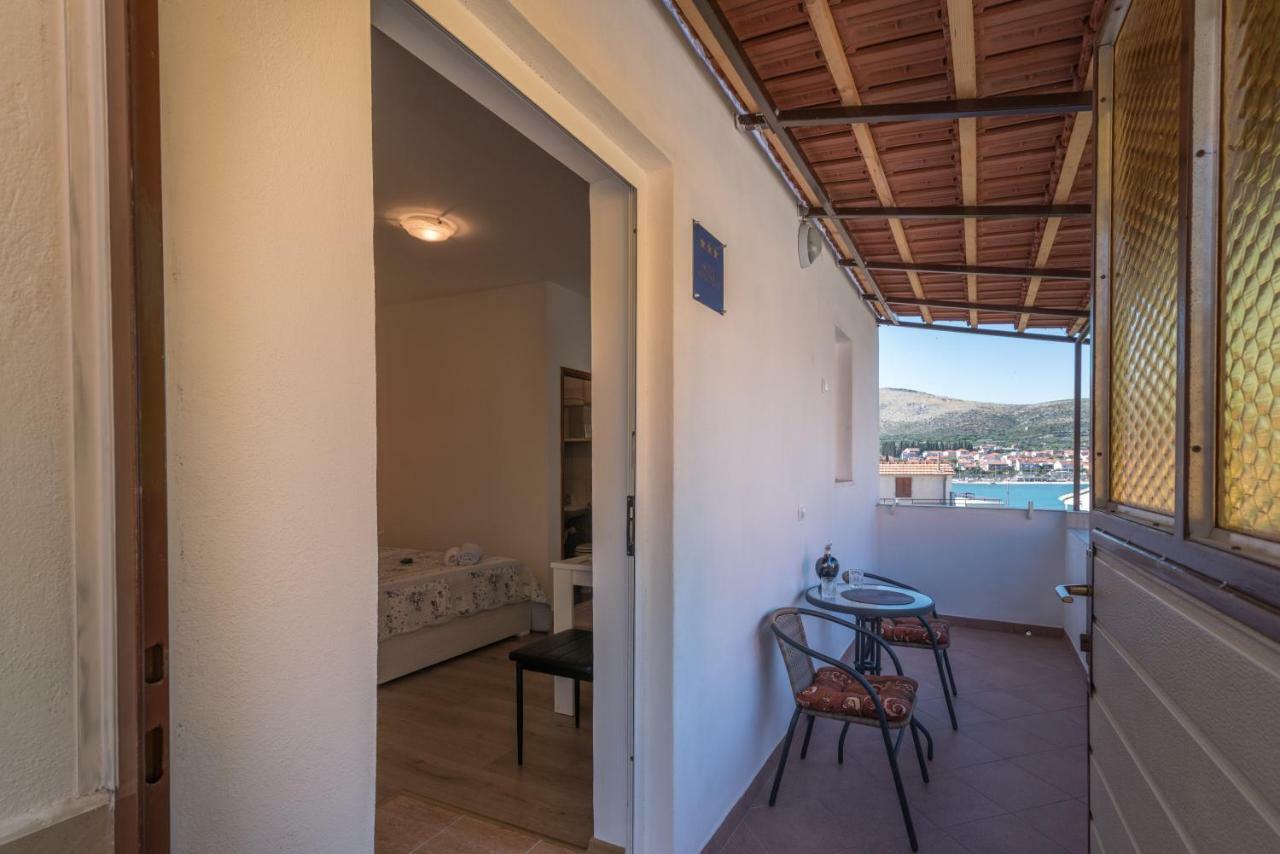 Studio Apartment Coce Trogir Extérieur photo