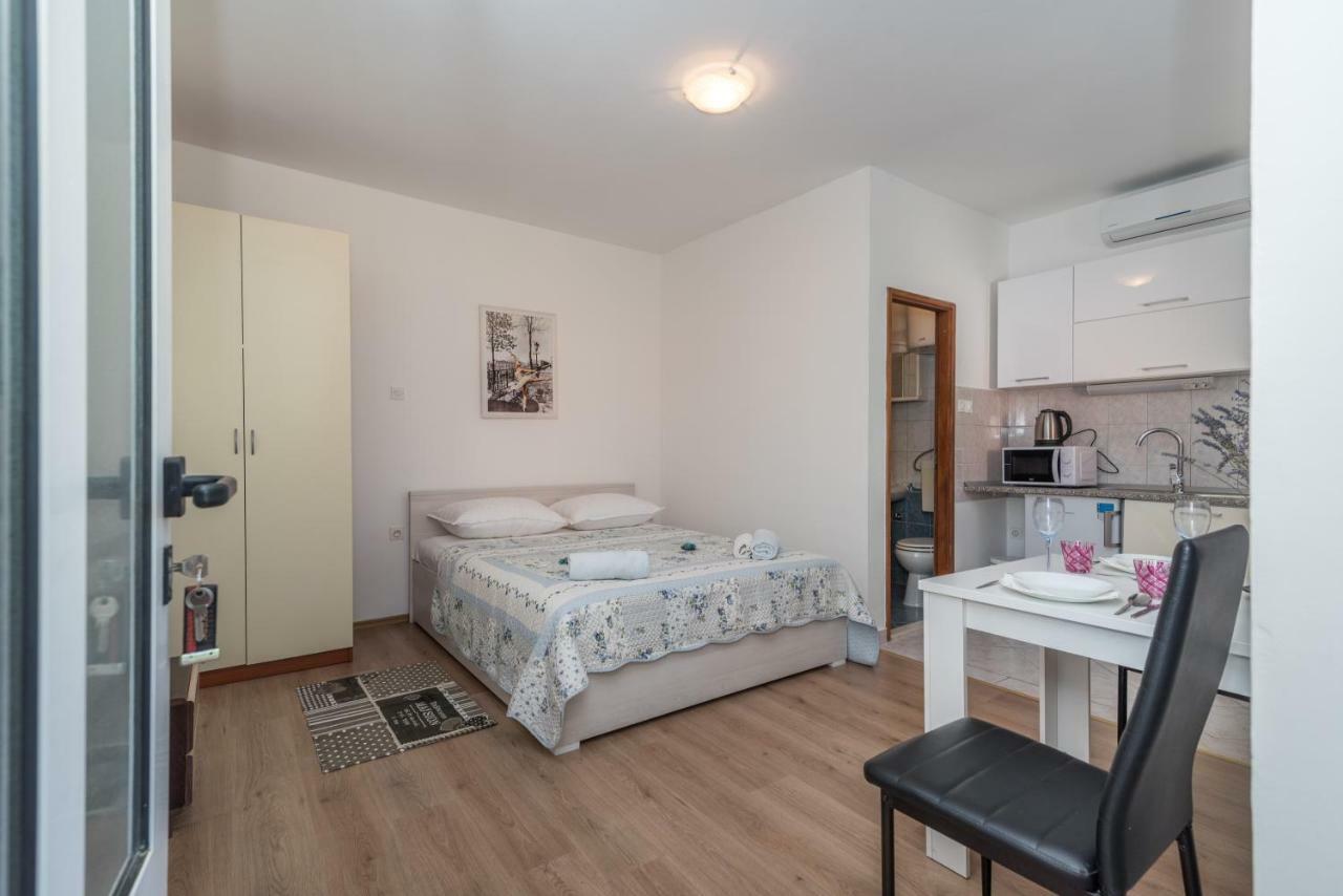 Studio Apartment Coce Trogir Extérieur photo